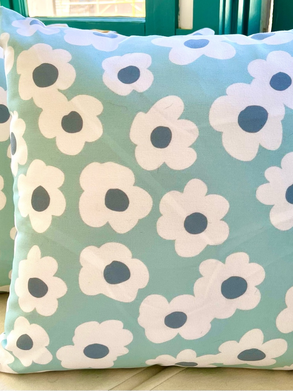2 PILLOW Covers from SOCIETY 6 Flowers 20x20 Pair FLORAL Hippie White Daisies - Picture 2 of 3